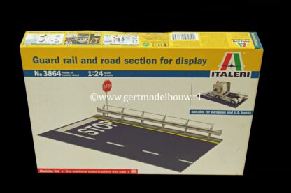 ITALERI 3864 GUARD RAIL & ROAD SECTION FOR DISPLAY (lees omschrijving) - Afbeelding 3