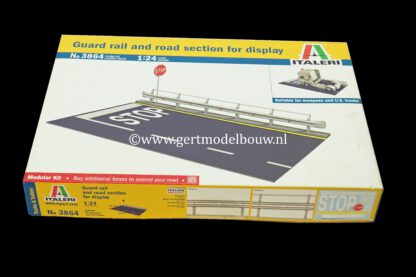 ITALERI 3864 GUARD RAIL & ROAD SECTION FOR DISPLAY (lees omschrijving) - Afbeelding 2