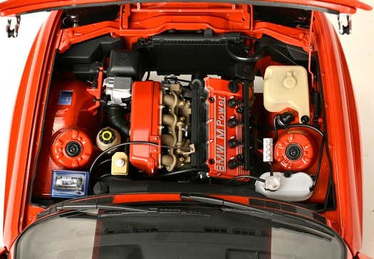 IXO 024 BMW M3 E30 SCHAAL 1:8 - PRE ORDER- - Afbeelding 5